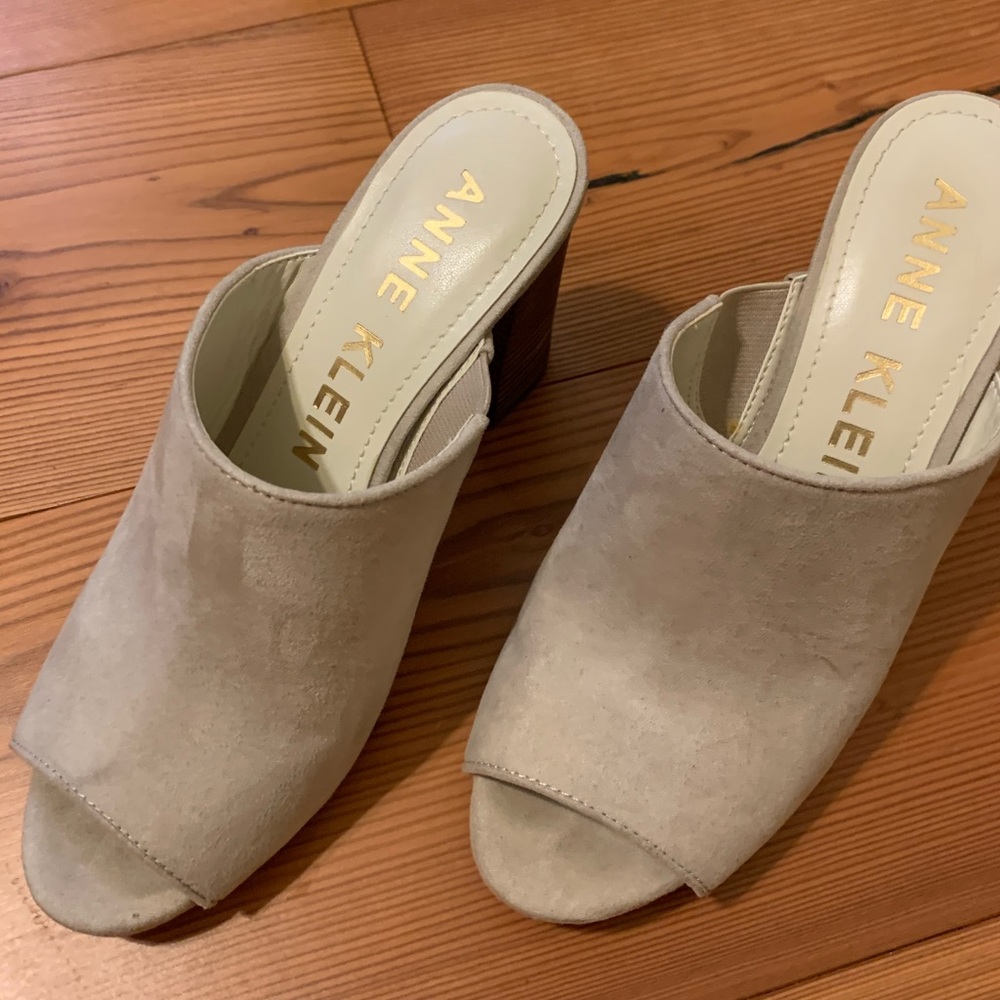Anne Klein Gray Suede Mules